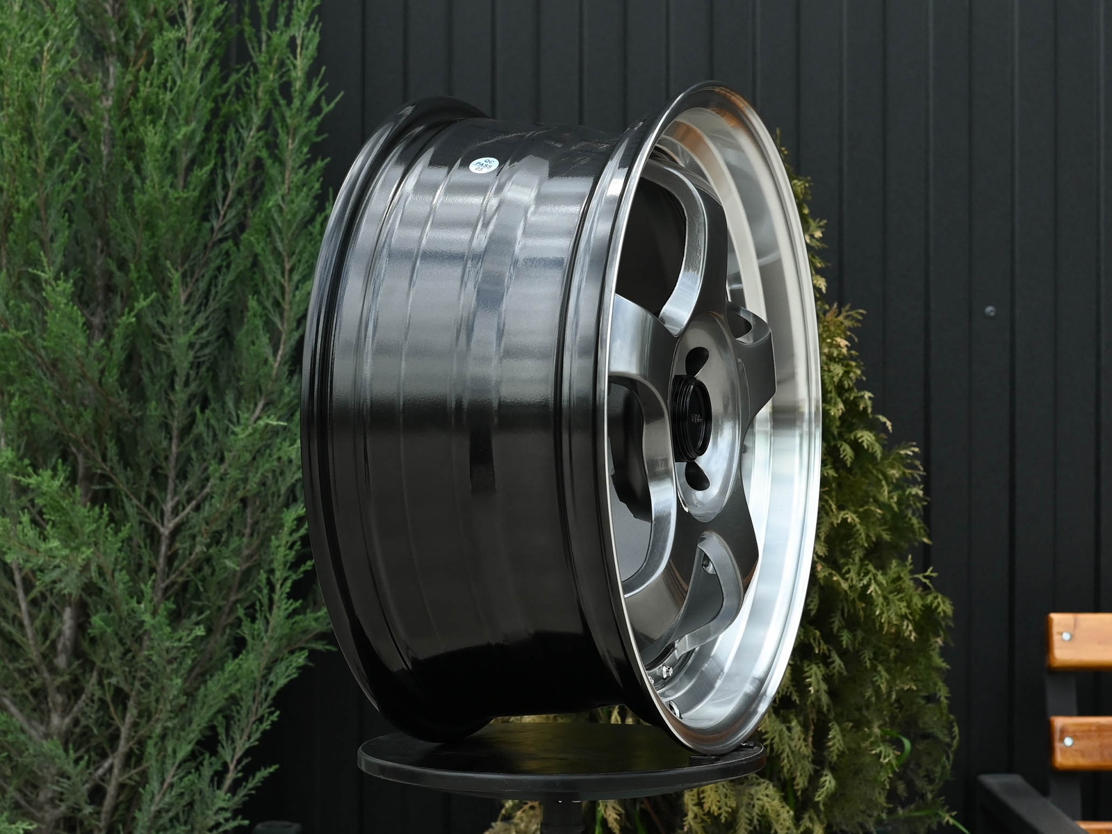 R16 SSR SP1 Стиль 7.0J ET35 4*100/114.3 Темный хром