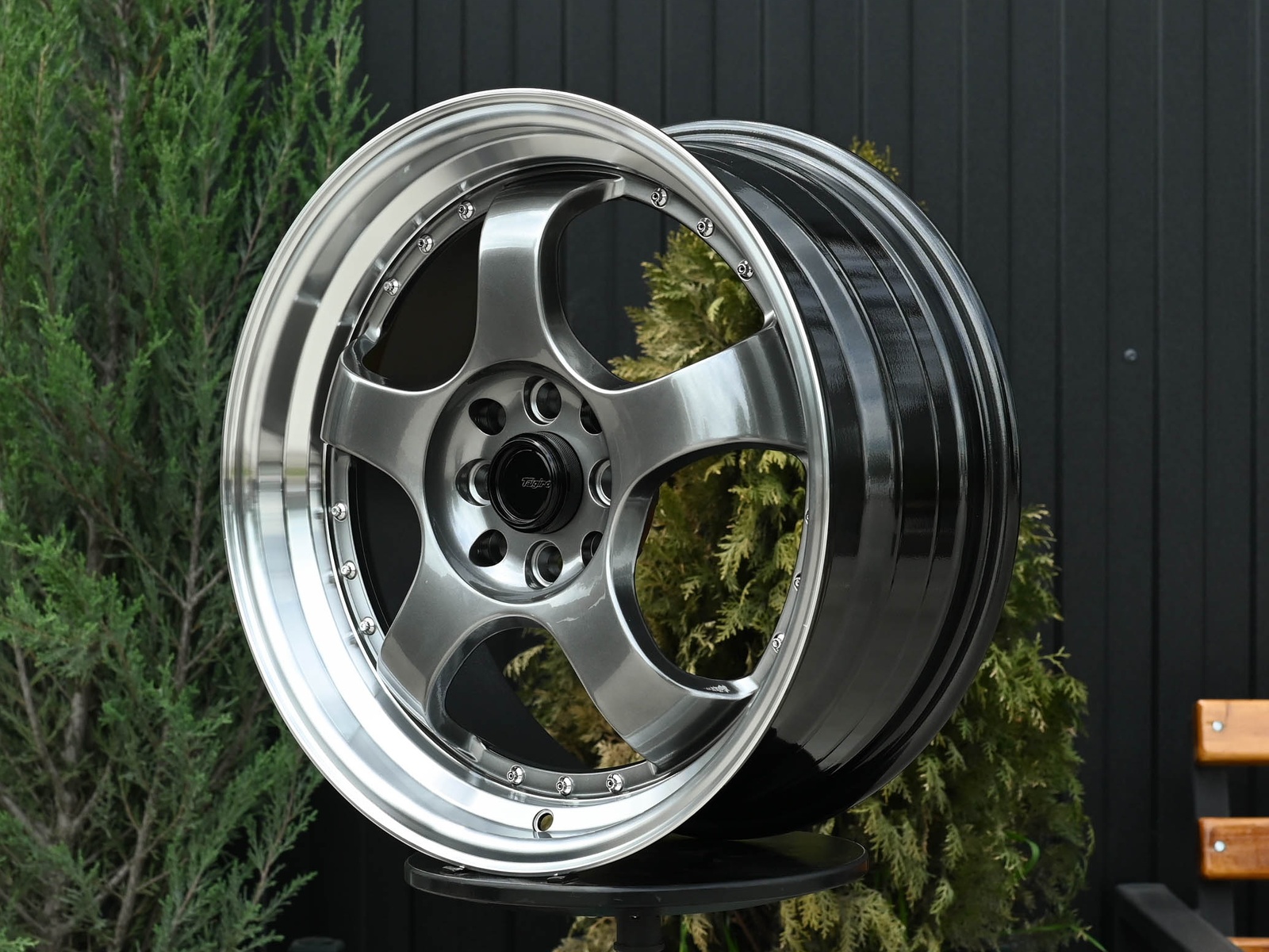 R17 SSR SP1 Стиль 7.5J ET42 4*100/114.3  Темный хром