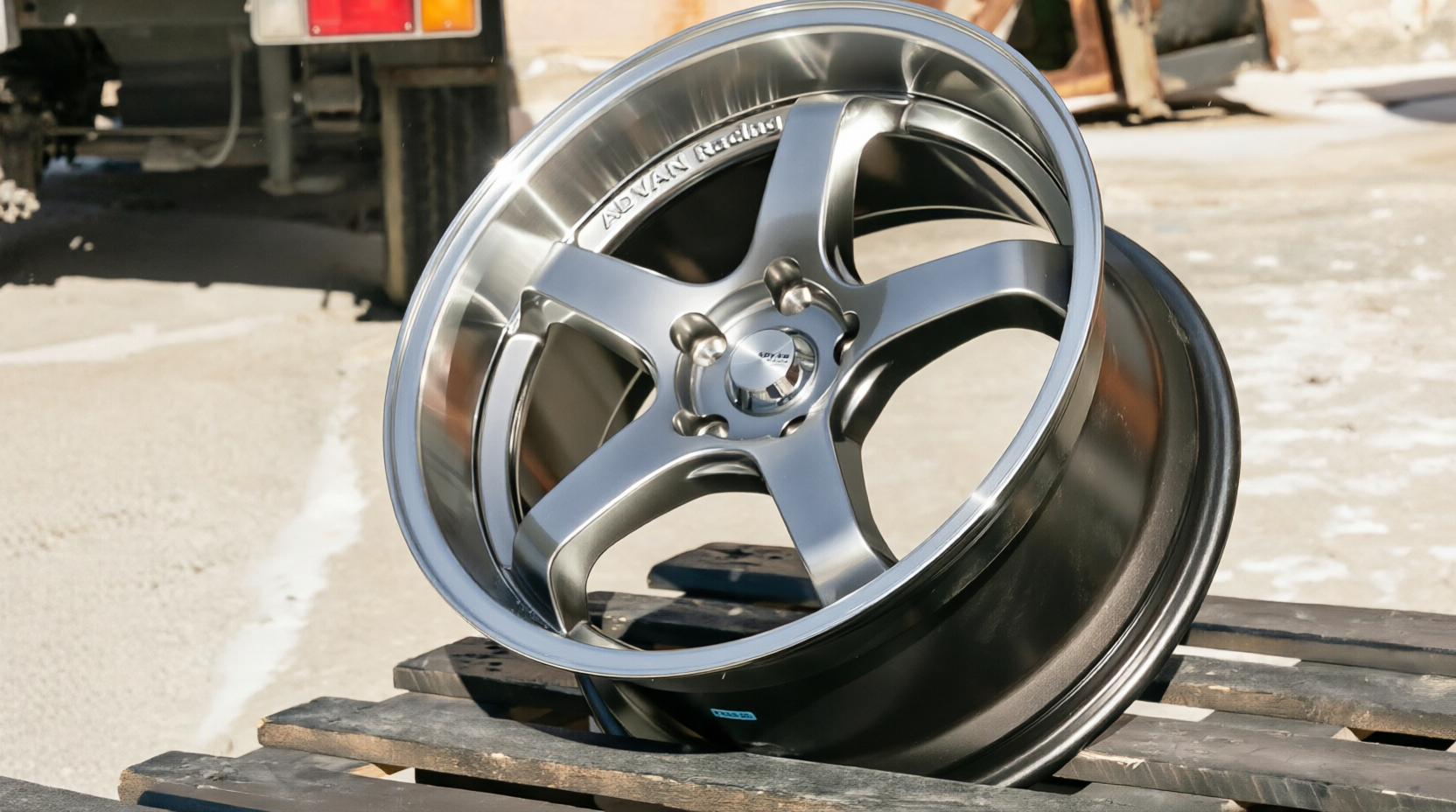 NEW! Комплект Style Advan GT R18 8.0j ET38 5*114.3 (E067) NN
