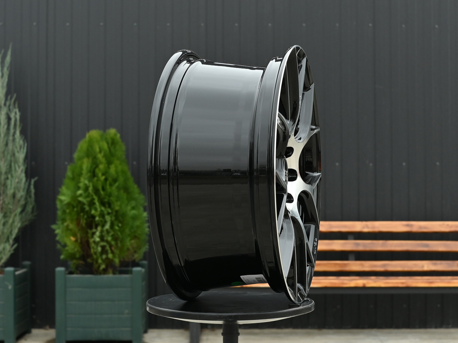 R17 Taigiro Spirit 7.5J ET40 4*100/114.3 Черный ФЗ