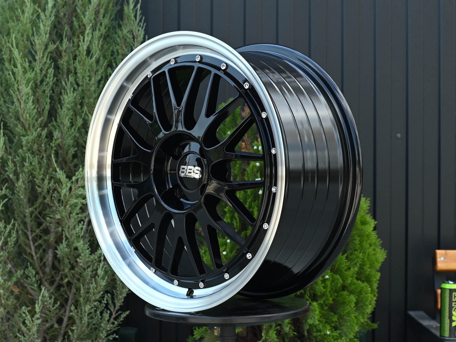 R16 BBS LM Стиль 7.0J ET38 4*100 Черный