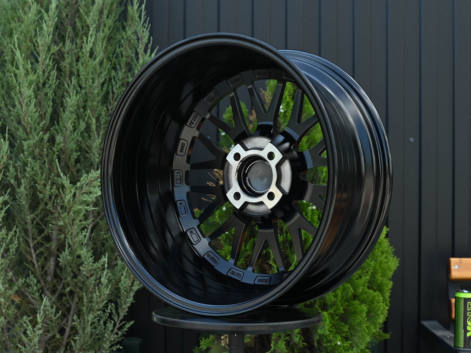 R16 BBS LM Стиль 7.0J ET38 4*100 Черный