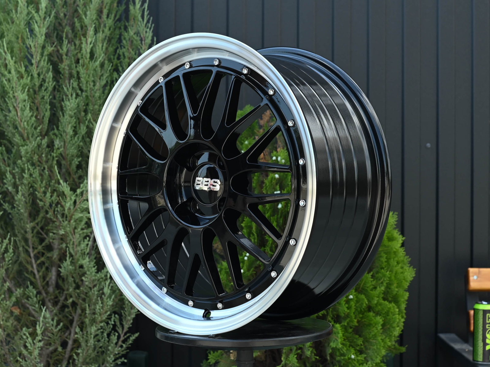 R17 BBS LM Стиль 7.5J ET38 4*100 Черный