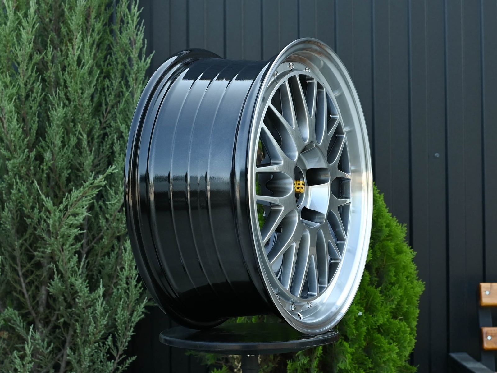 R17 BBS LM Стиль 7.5J ET38 5*112 Темный хром