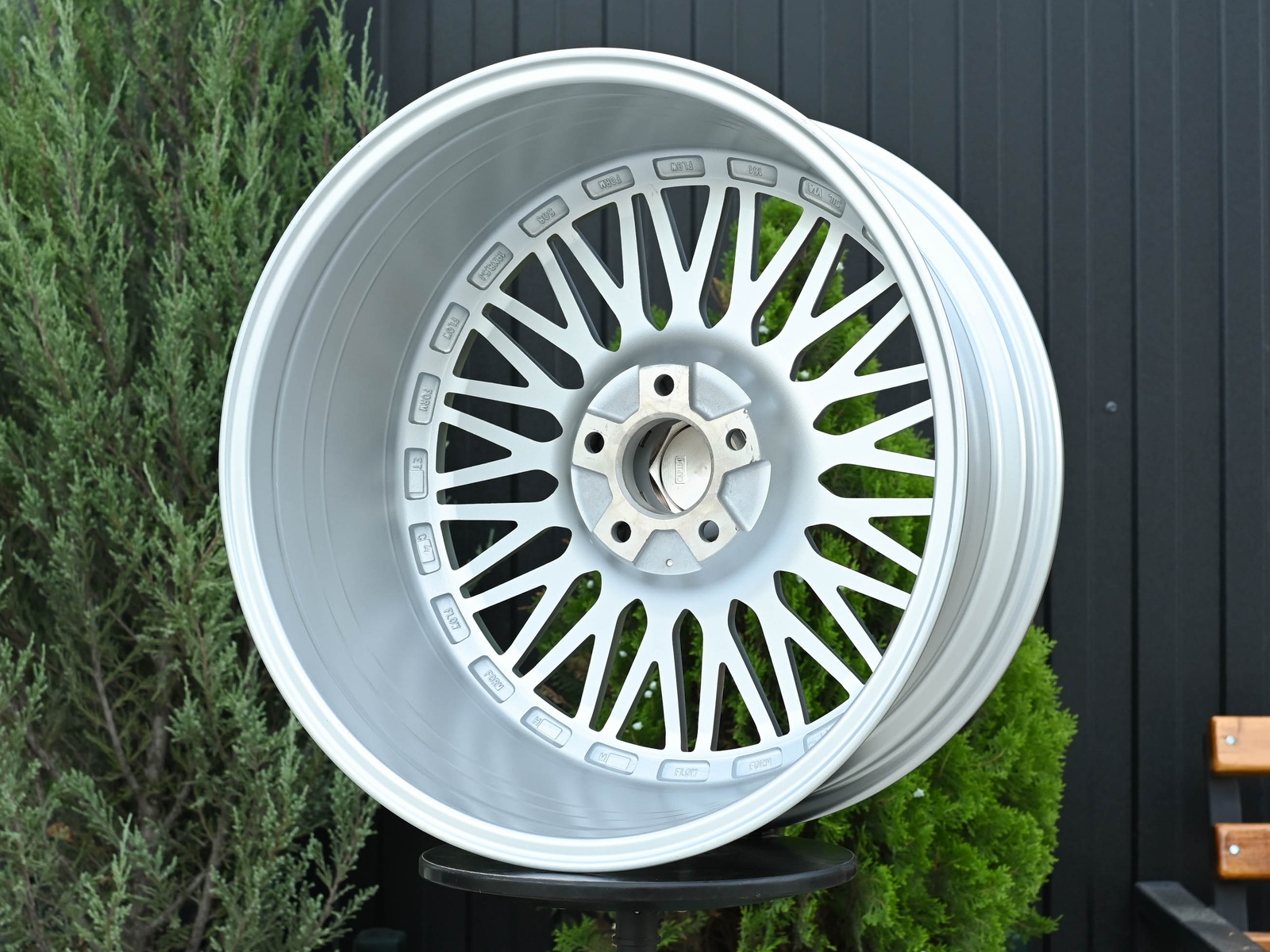 R17 BBS RS Стиль 7.5J ET35 5*120 Серебро