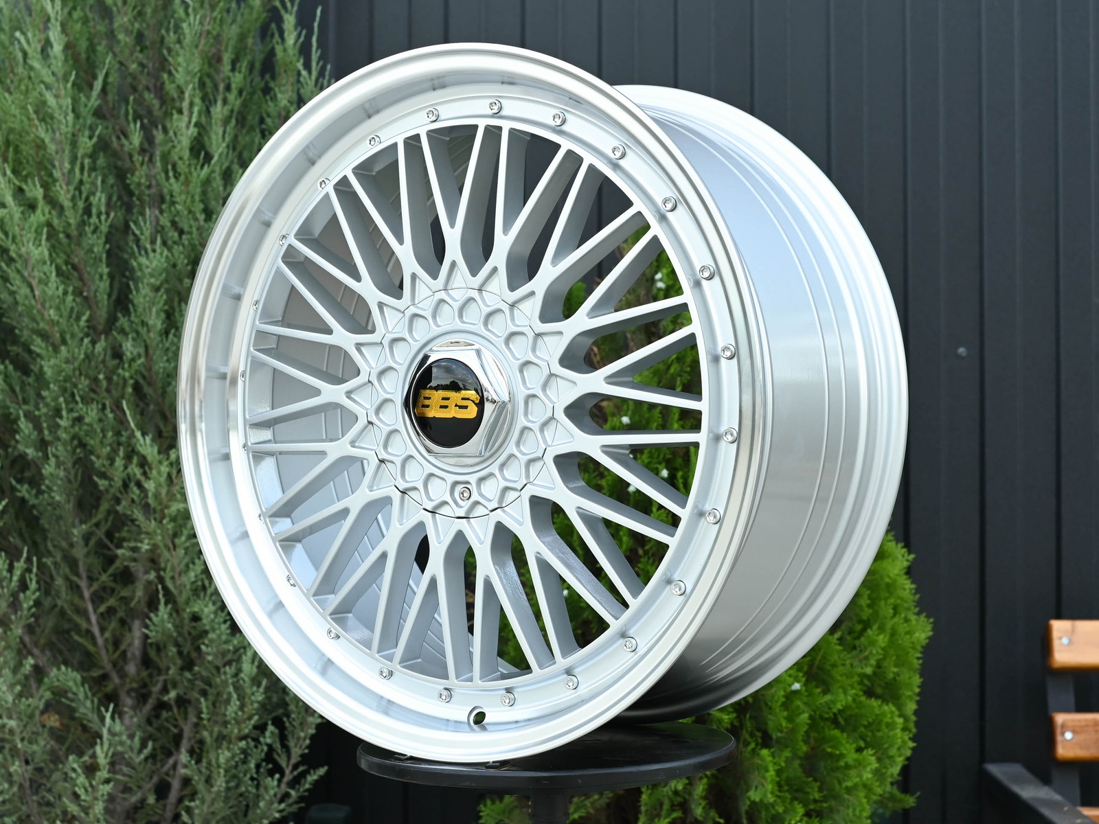 R18 BBS RS Стиль 8.0J ET35 5*120 Серебро