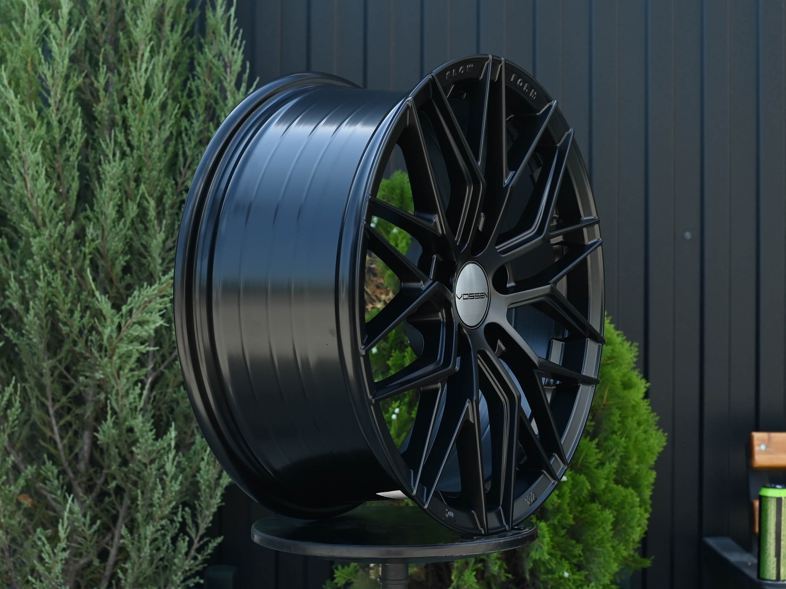 R17 Vossen 3323 Стиль 7.5J ET38 5*114.3 Черный мат