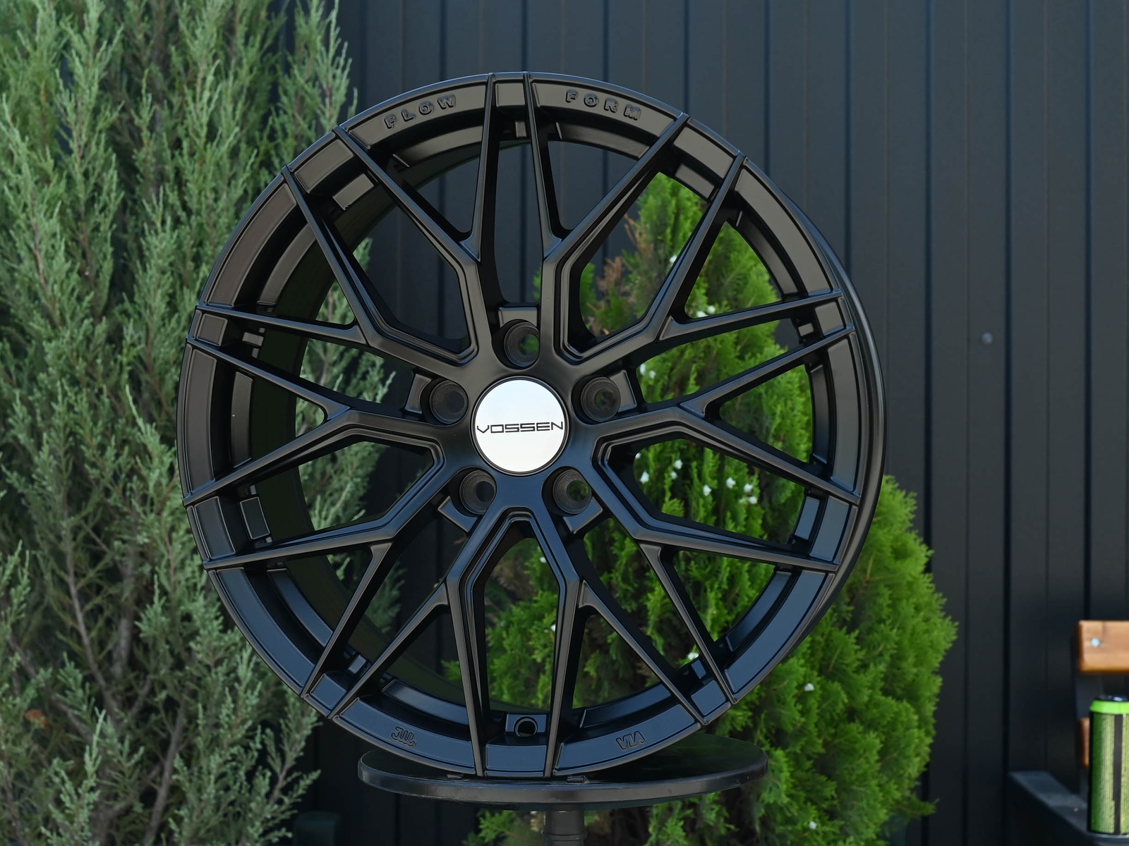 R17 Vossen 3323 Стиль 7.5J ET38 5*112 Черный