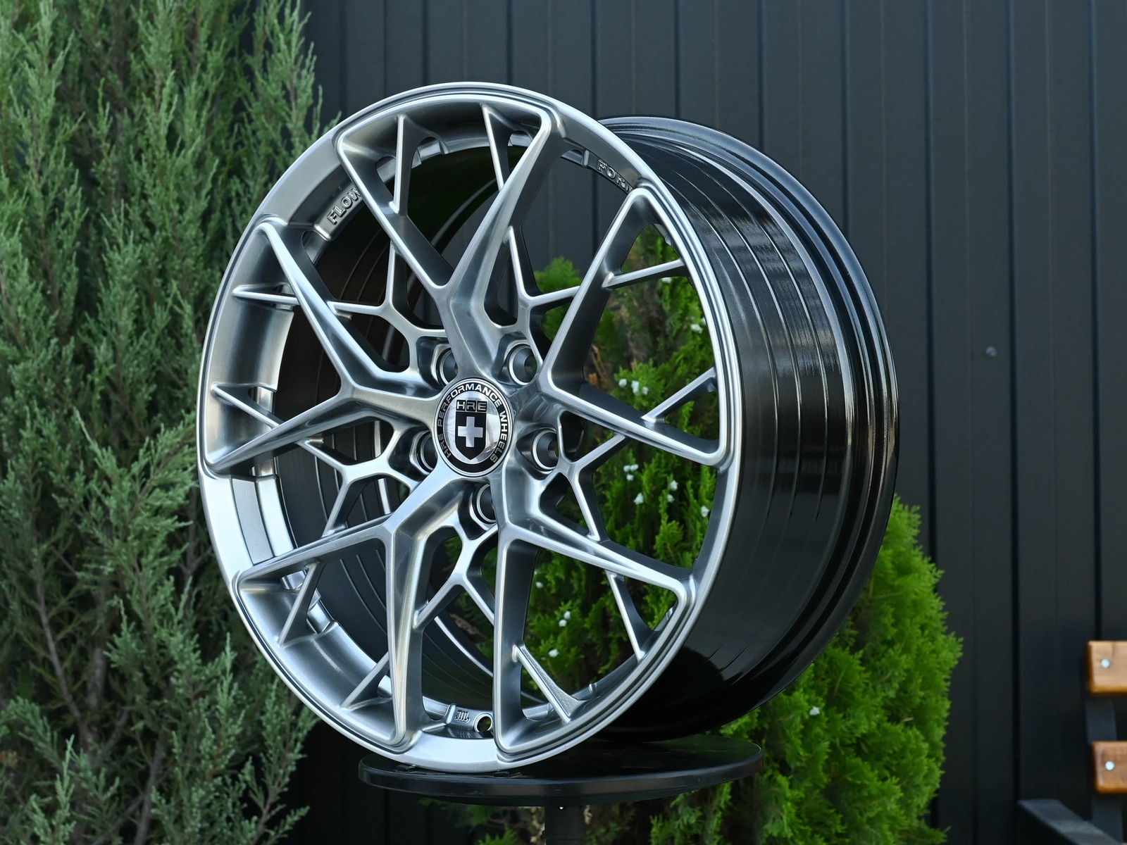 R18 HRE FF10 Стиль 8.0J ET38 5*108 Темное серебро