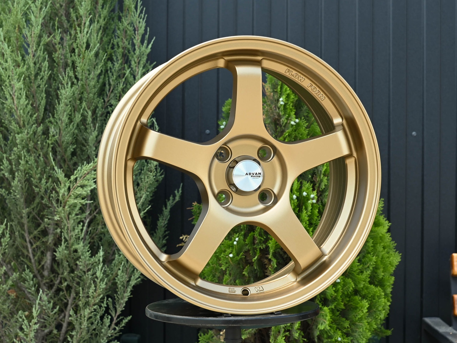 R17 Advan GT стиль 7.5 ET38 4*100 Бронза