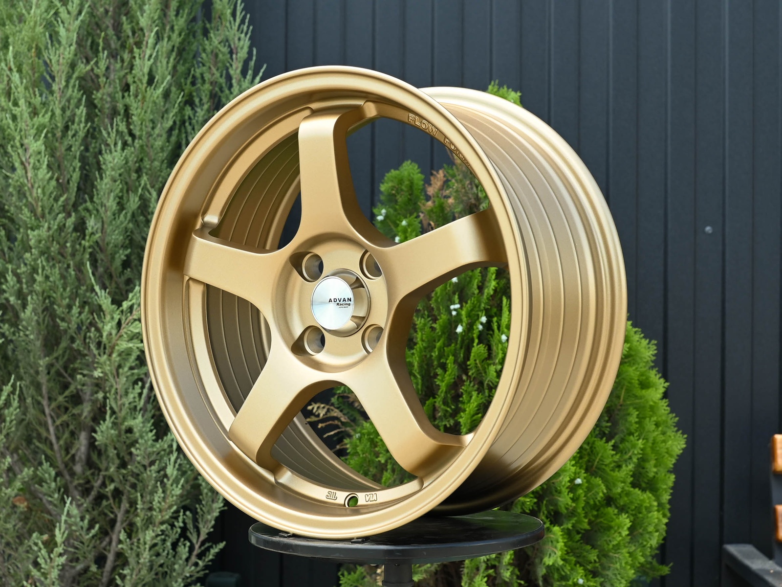 R17 Advan GT стиль 7.5 ET38 4*100 Бронза