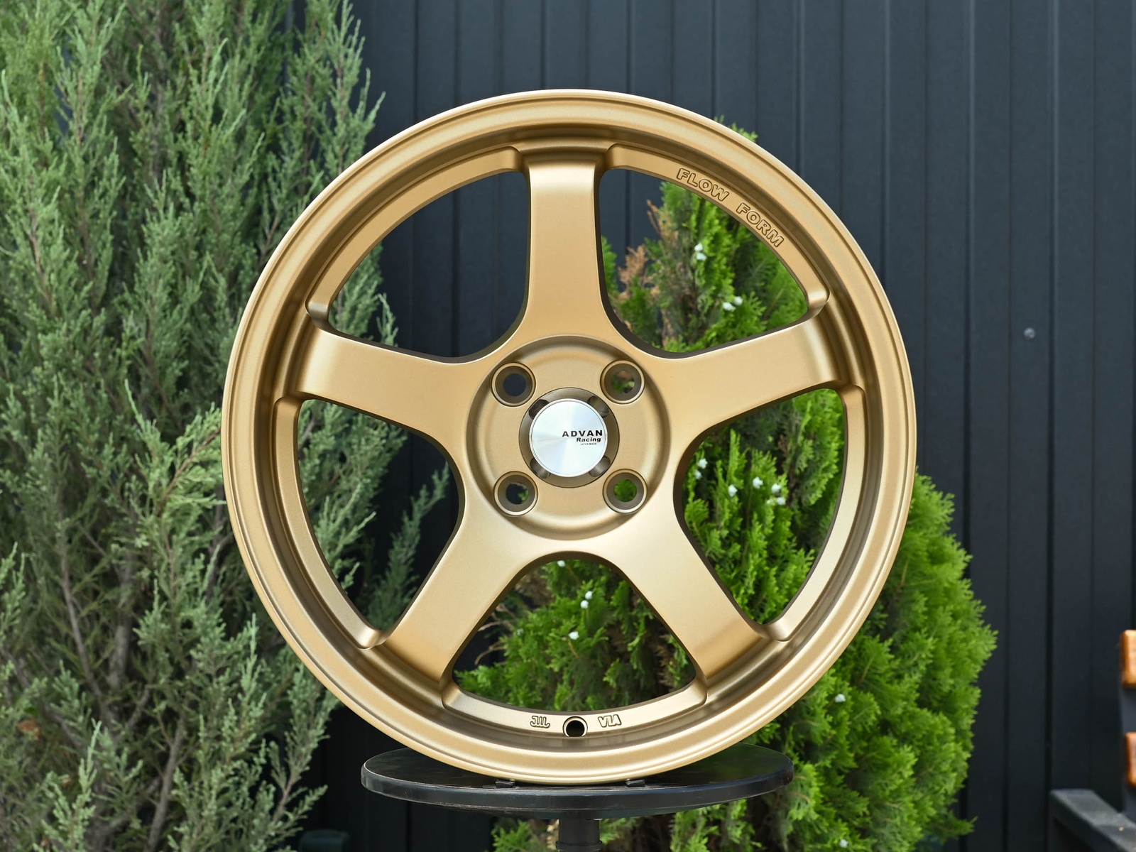 R17 Advan GT стиль 7.5 ET38 4*100 Бронза