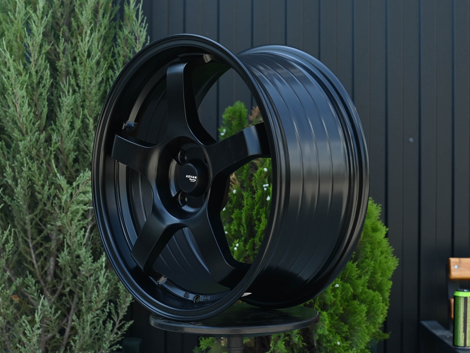 R16 Advan GT стиль 7.0 ET38 4*100 Черный