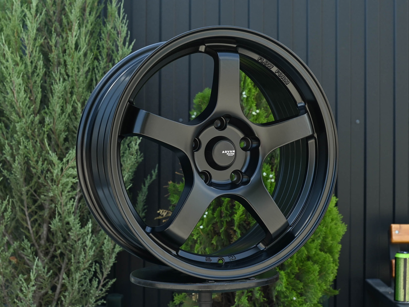 R19 Advan GT стиль 8.5 ET38 5*112 Черный