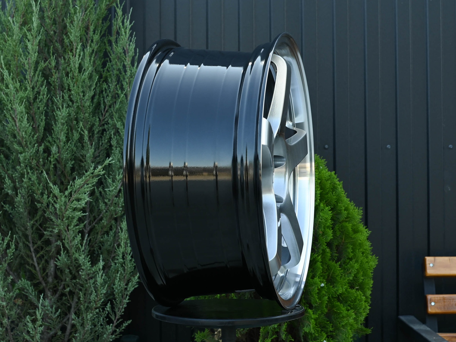 R19 Advan GT стиль 8.5 ET38 5*114.3 Темный хром