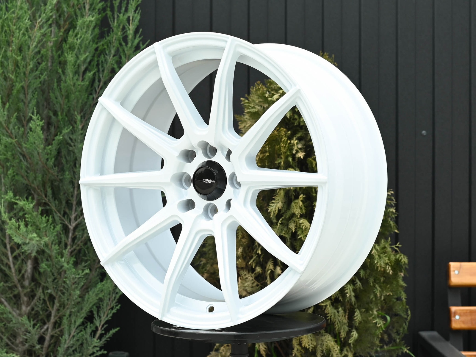 R16 Taigiro Spider 7.0J ET35 4*100/114.3 Белый