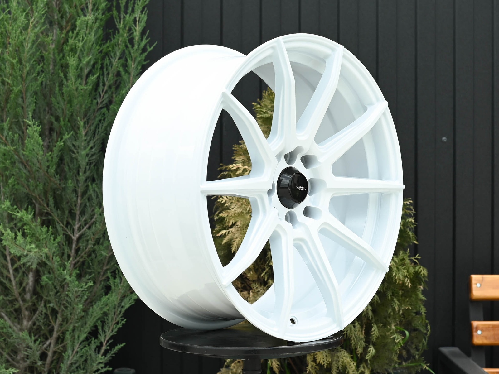 R16 Taigiro Spider 7.0J ET35 4*100/114.3 Белый
