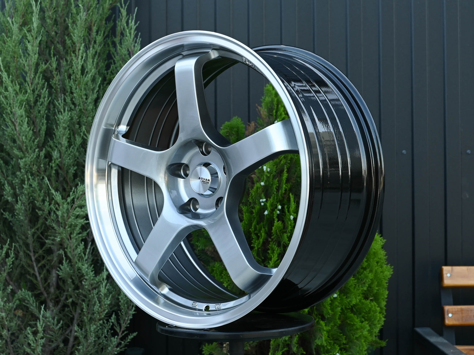 R19 Advan GT стиль 8.5 ET38 5*112 Темный хром
