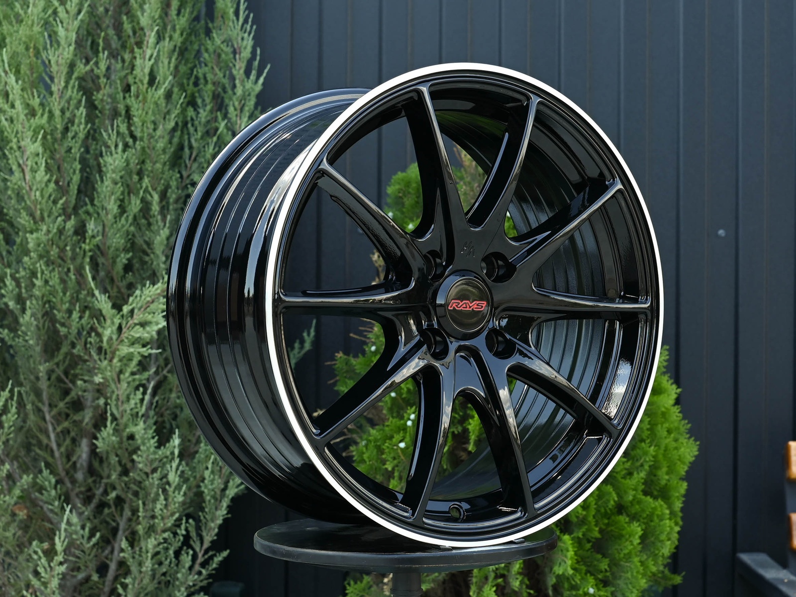 R16 Rays G25 стиль 7.0 ET40 4*100 Черный