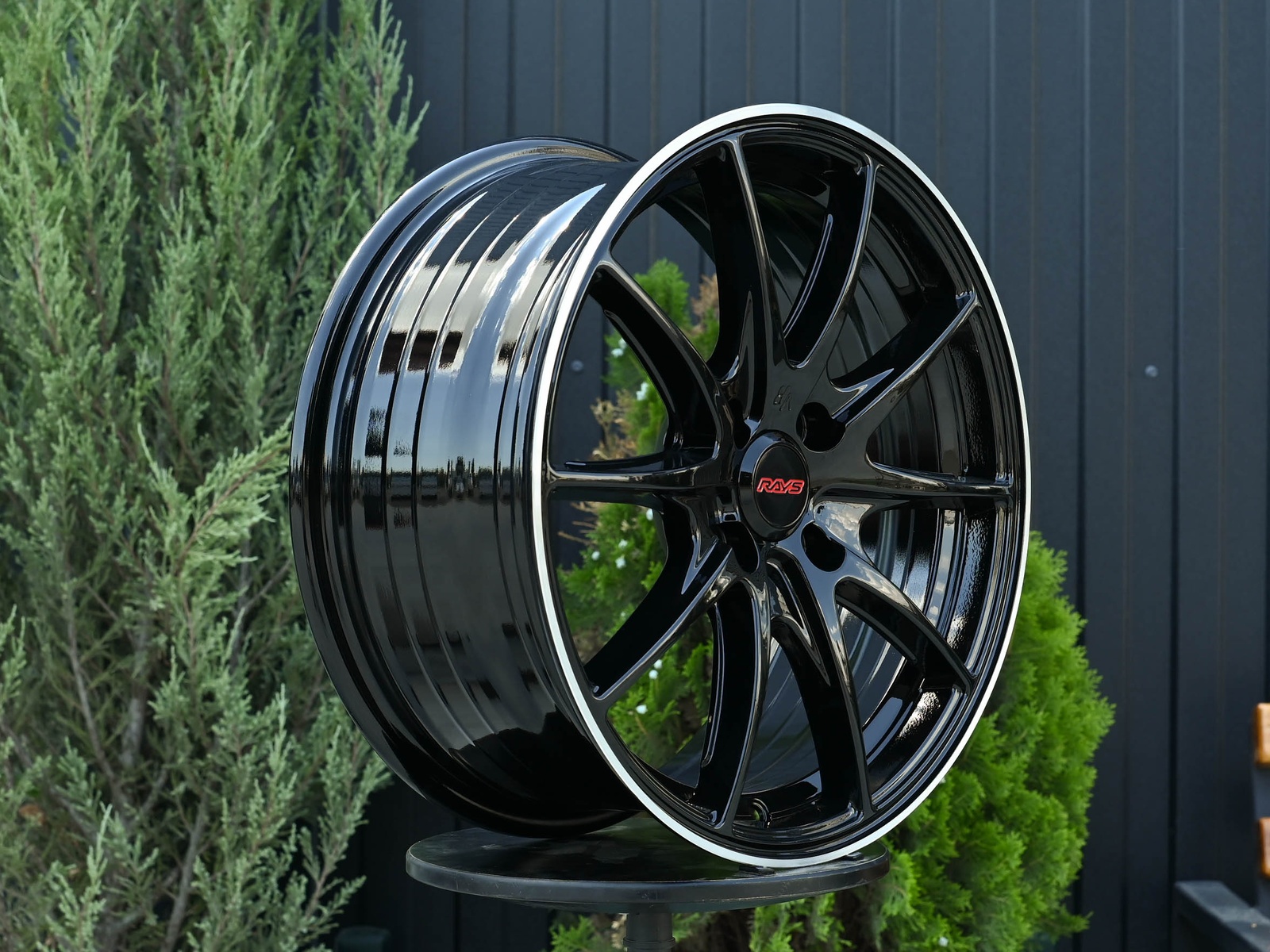 R16 Rays G25 стиль 7.0 ET40 4*100 Черный