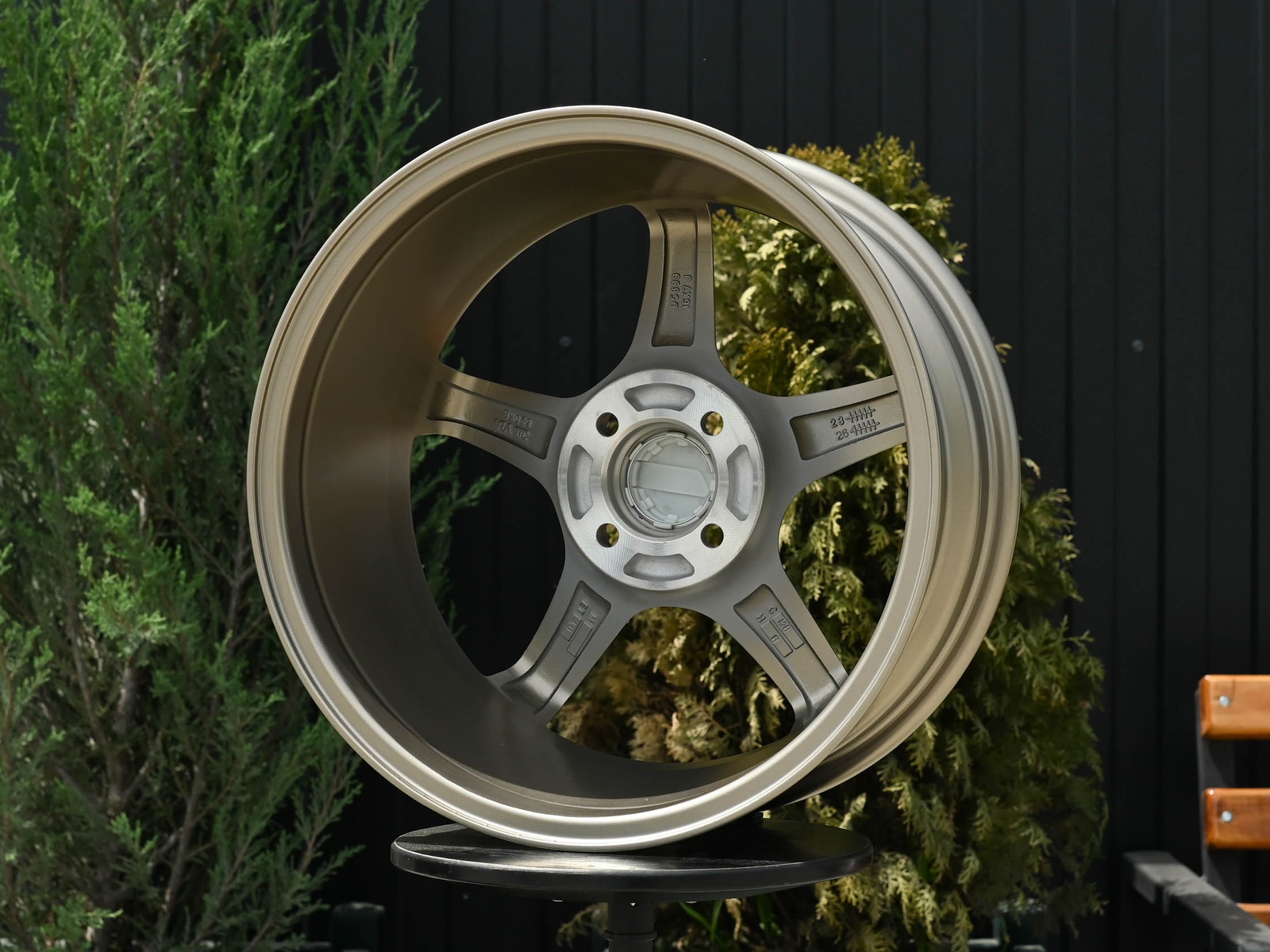 R16 Rays Gram 57CR Стиль 7.0J ET40 4*100 Бронза