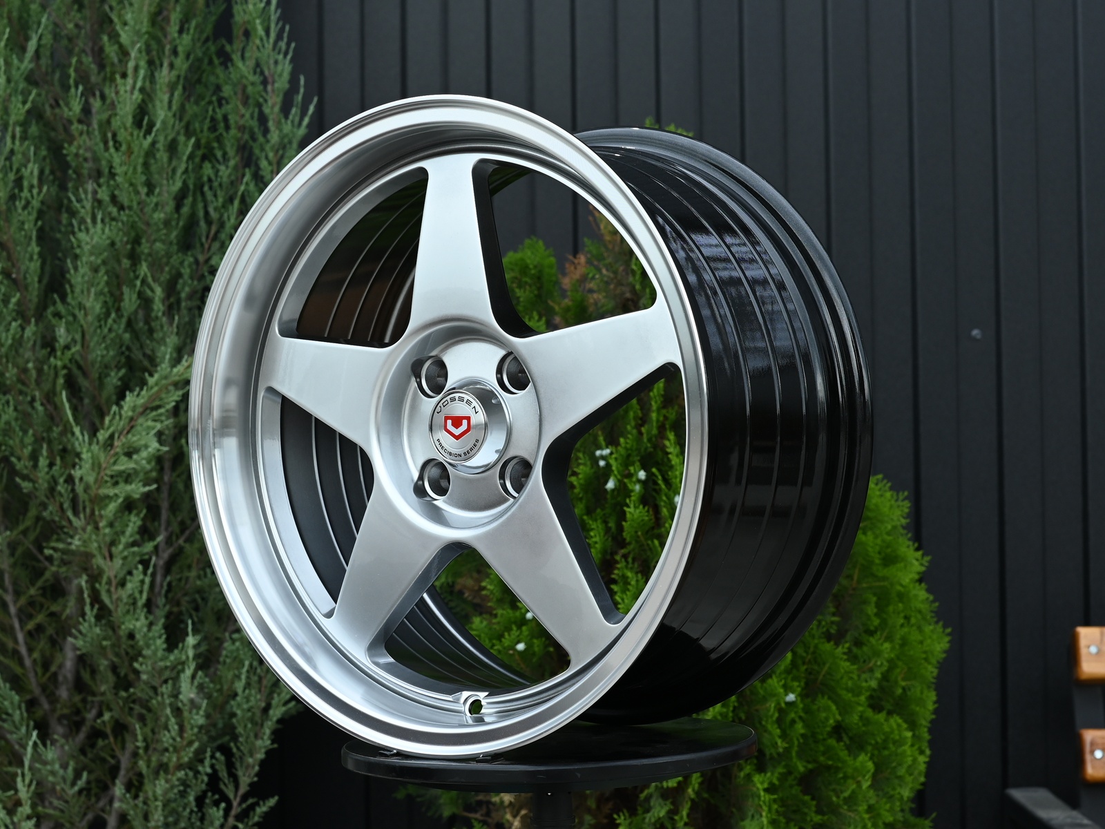 R15 Taigiro EVO 7.0 ET30 4*100 Темный хром