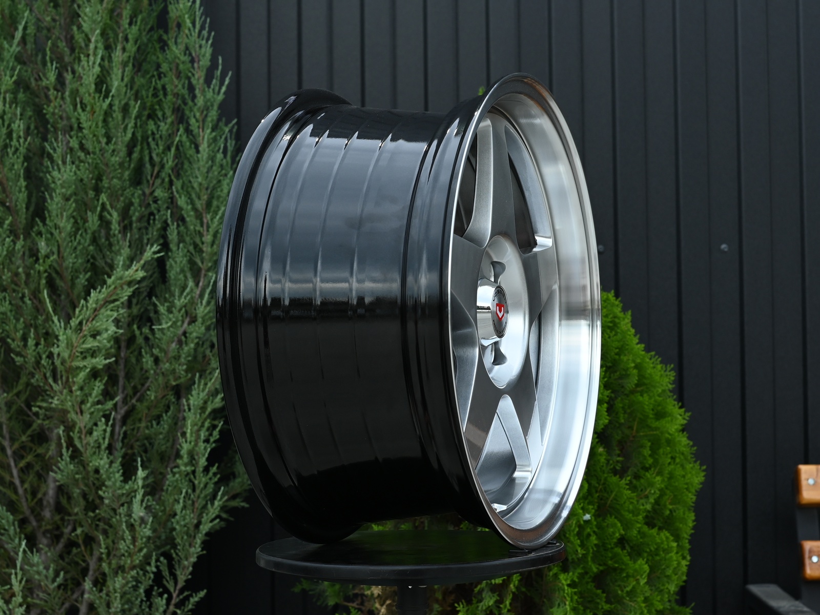 R15 Taigiro EVO 7.0 ET30 4*100 Темный хром