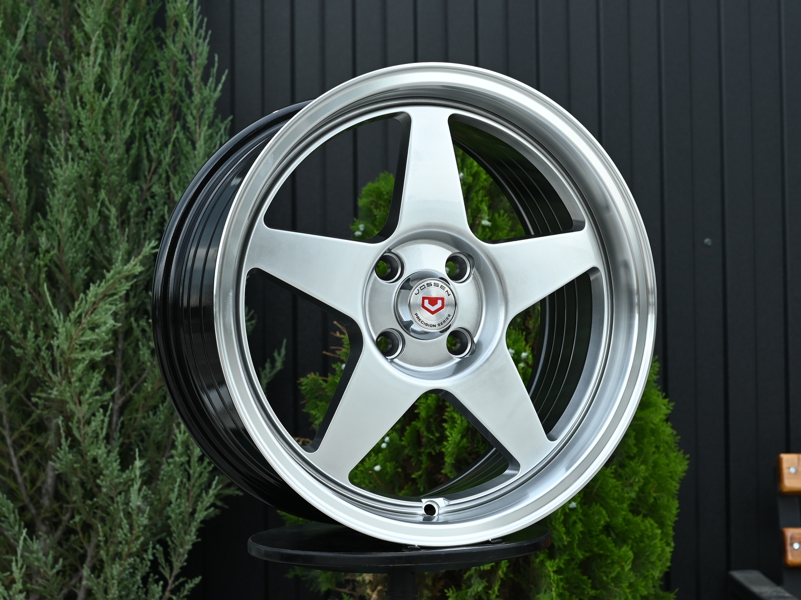 R15 Taigiro EVO 7.0 ET30 4*100 Темный хром