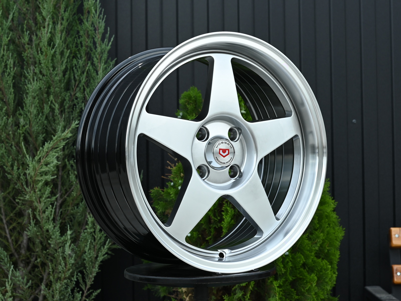 R15 Taigiro EVO 7.0 ET30 4*100 Темный хром