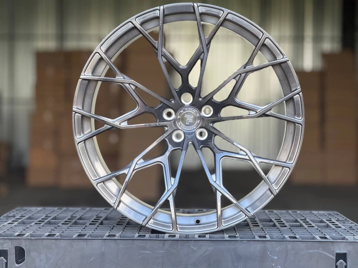 TITAN FORGED BMW NEW X5/X6/X7 YC7943 D22