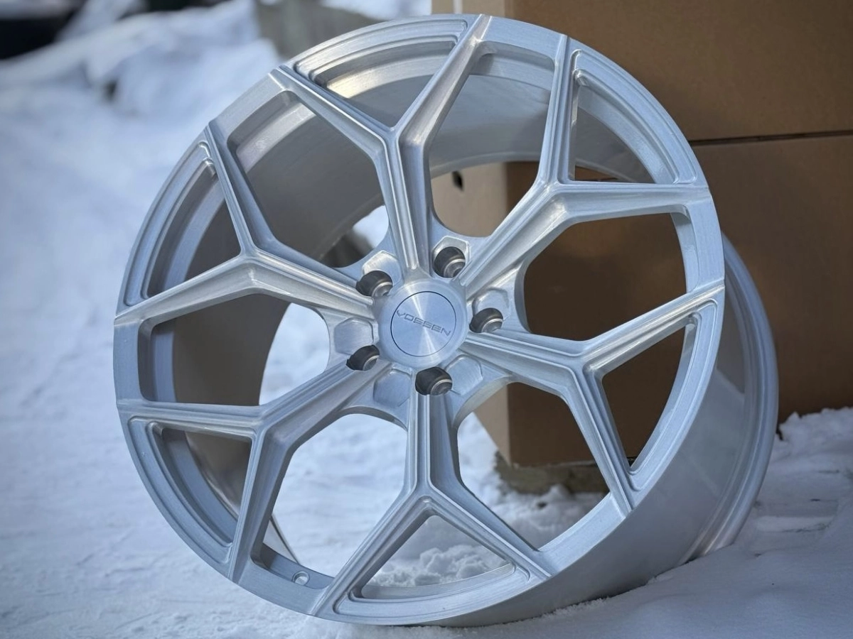 Zeekr VOSSEN YC7869