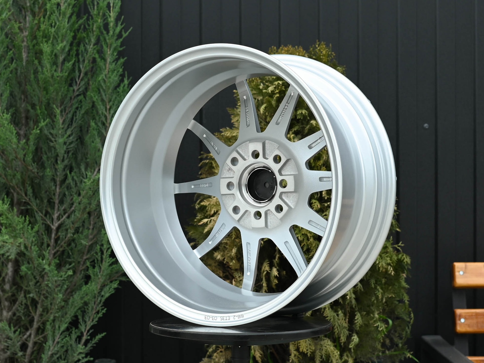 R16 Taigiro Spider 7.0J ET35 4*100/114.3 Серебро