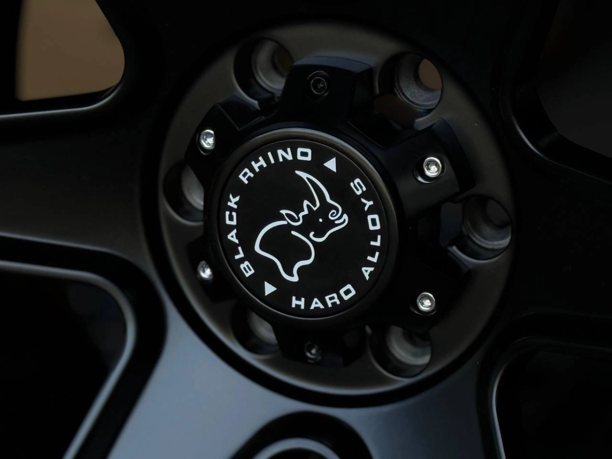 Off Road Black Rhino HK6886