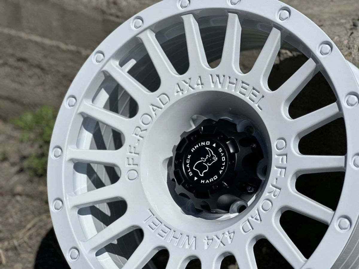 BLACK RHINO 605
