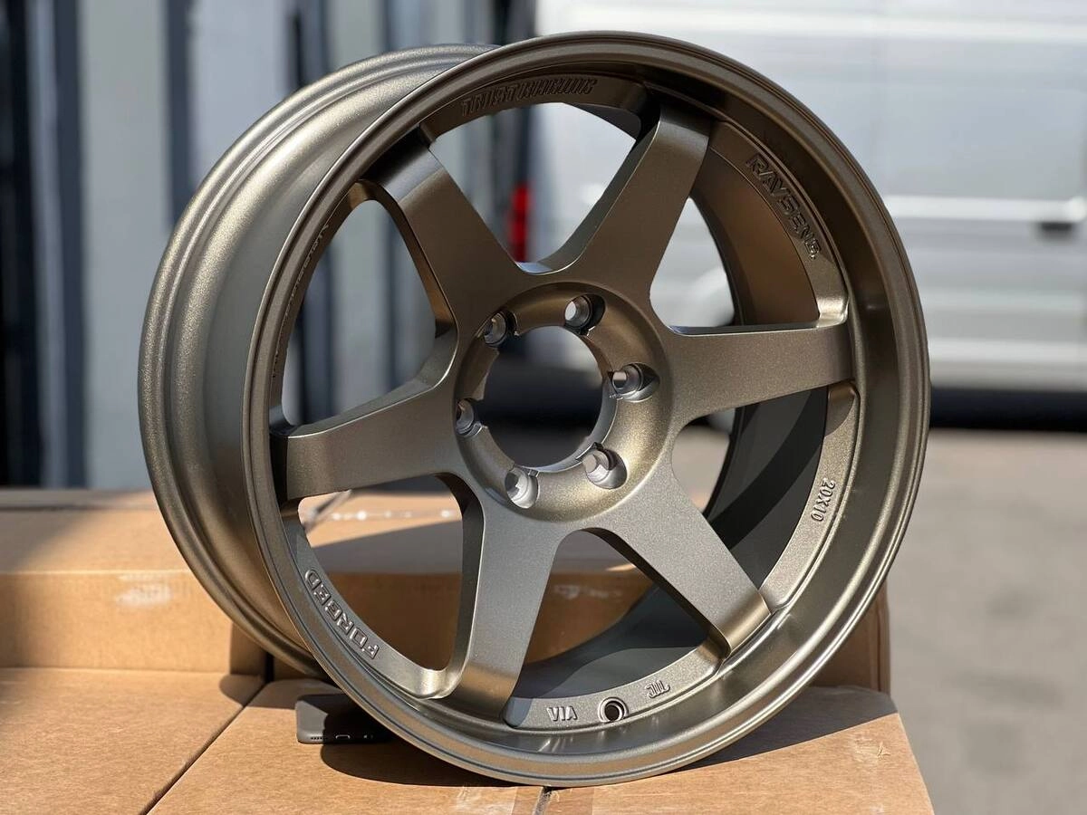 RAYS TE37 0429