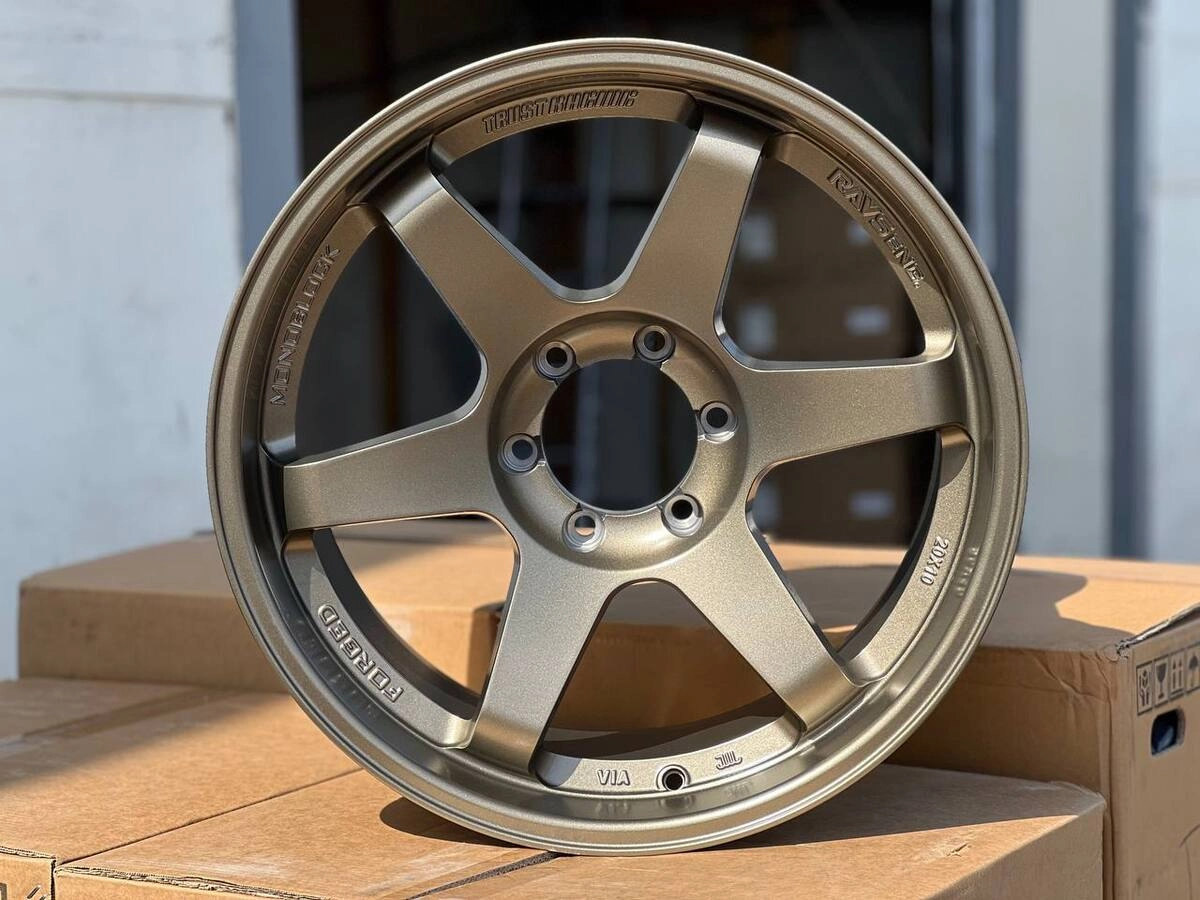 RAYS TE37 0429