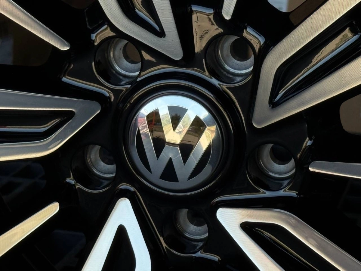 Volkswagen AMAROK 1114