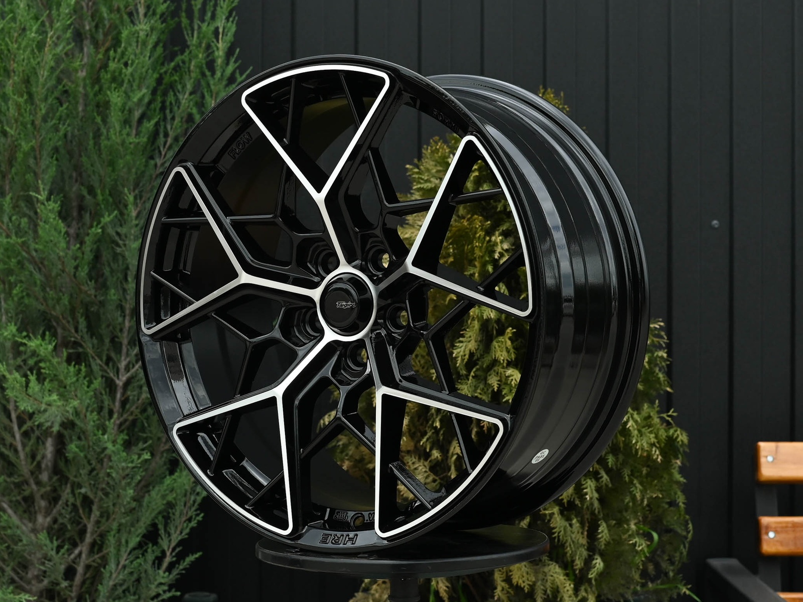 R17 HRE FF10 Стиль 7.5J ET38 5*100 Черный ФЗ