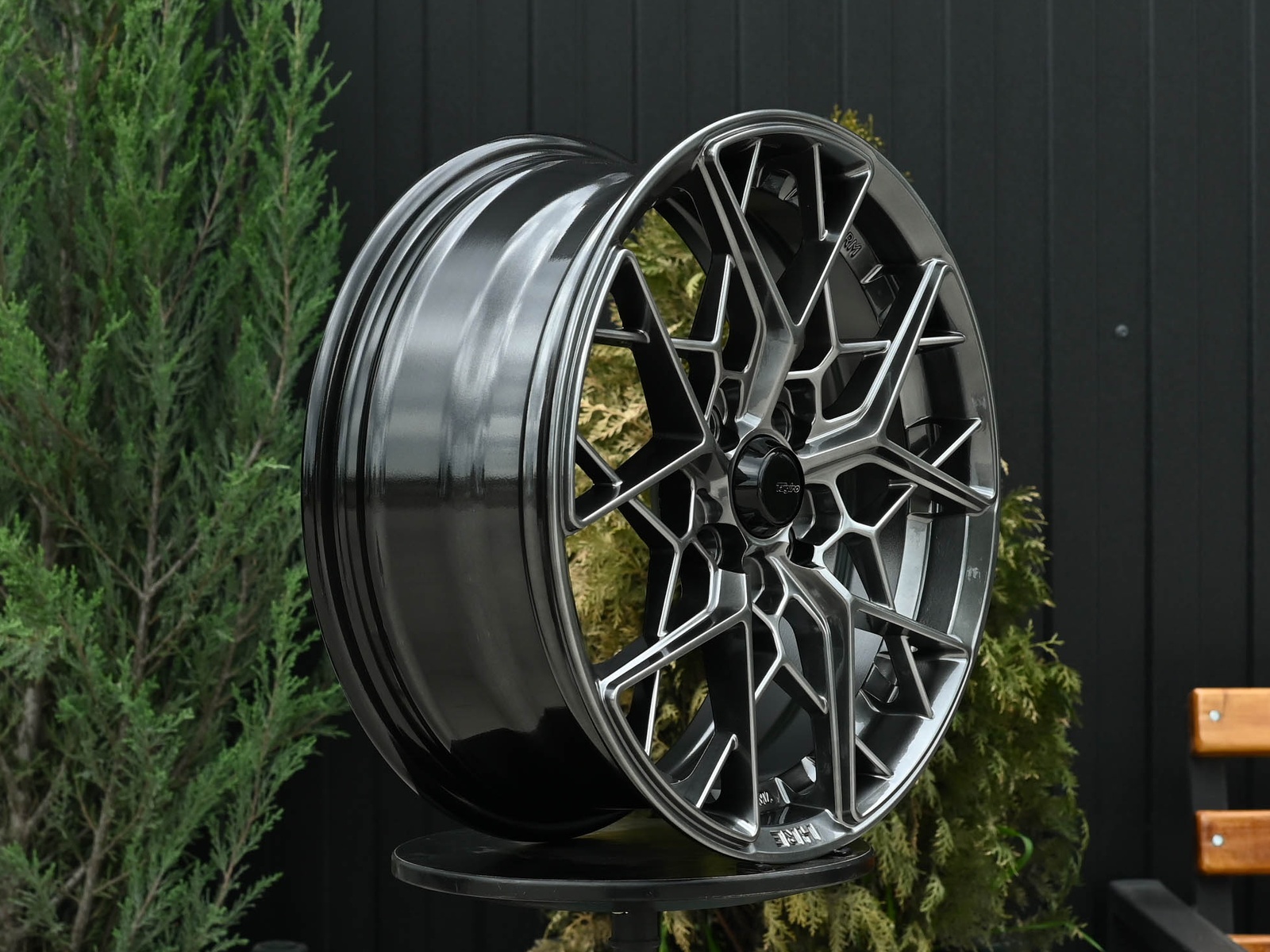 R16 HRE FF10 Стиль 6.5J ET38 4*100 Темный хром