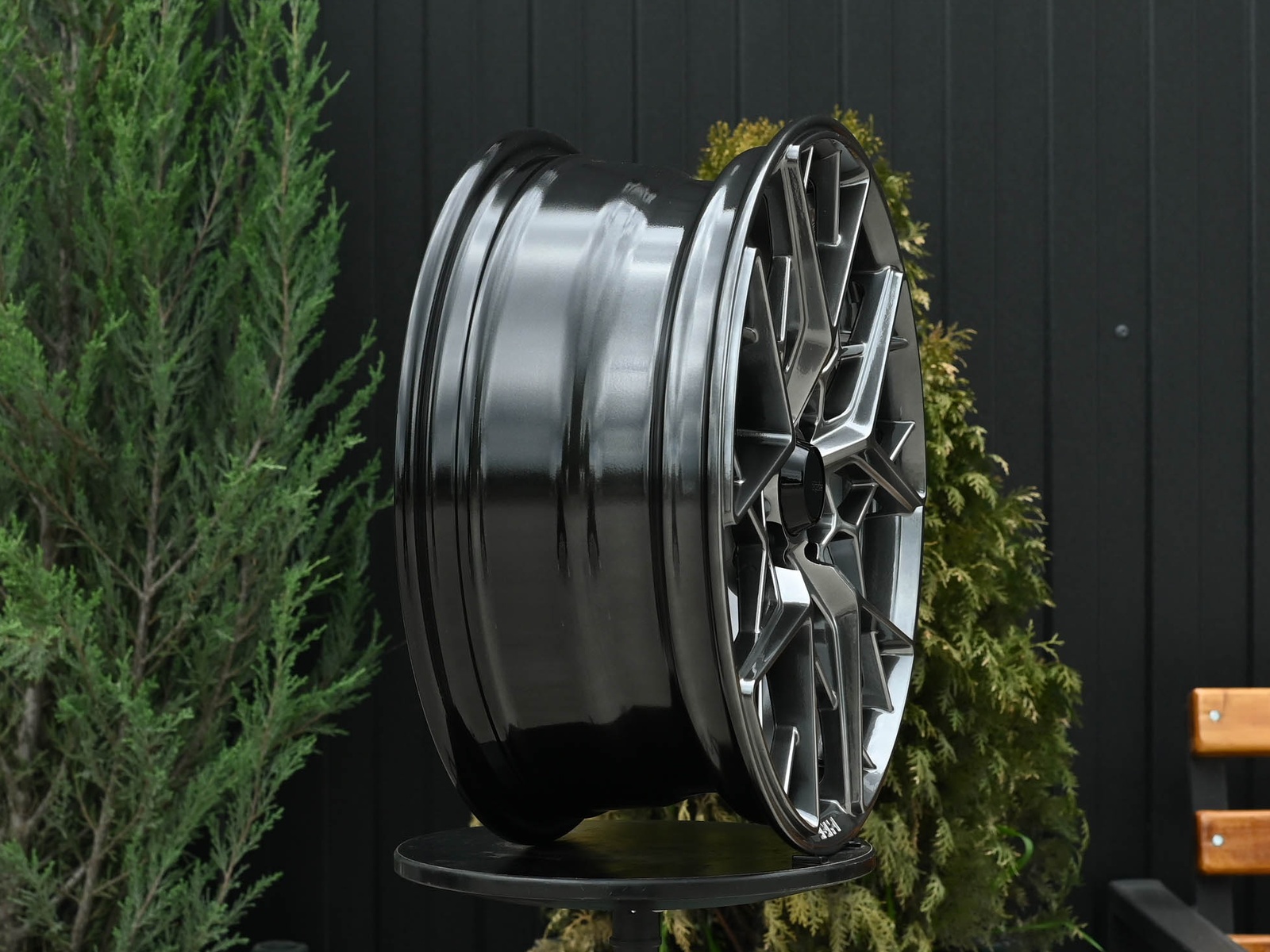 R16 HRE FF10 Стиль 6.5J ET38 4*100 Темный хром