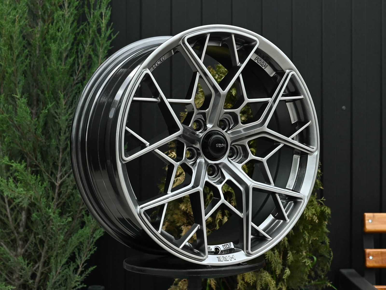 R17 HRE FF10 Стиль 7.5J ET38 5*100 Темный хром