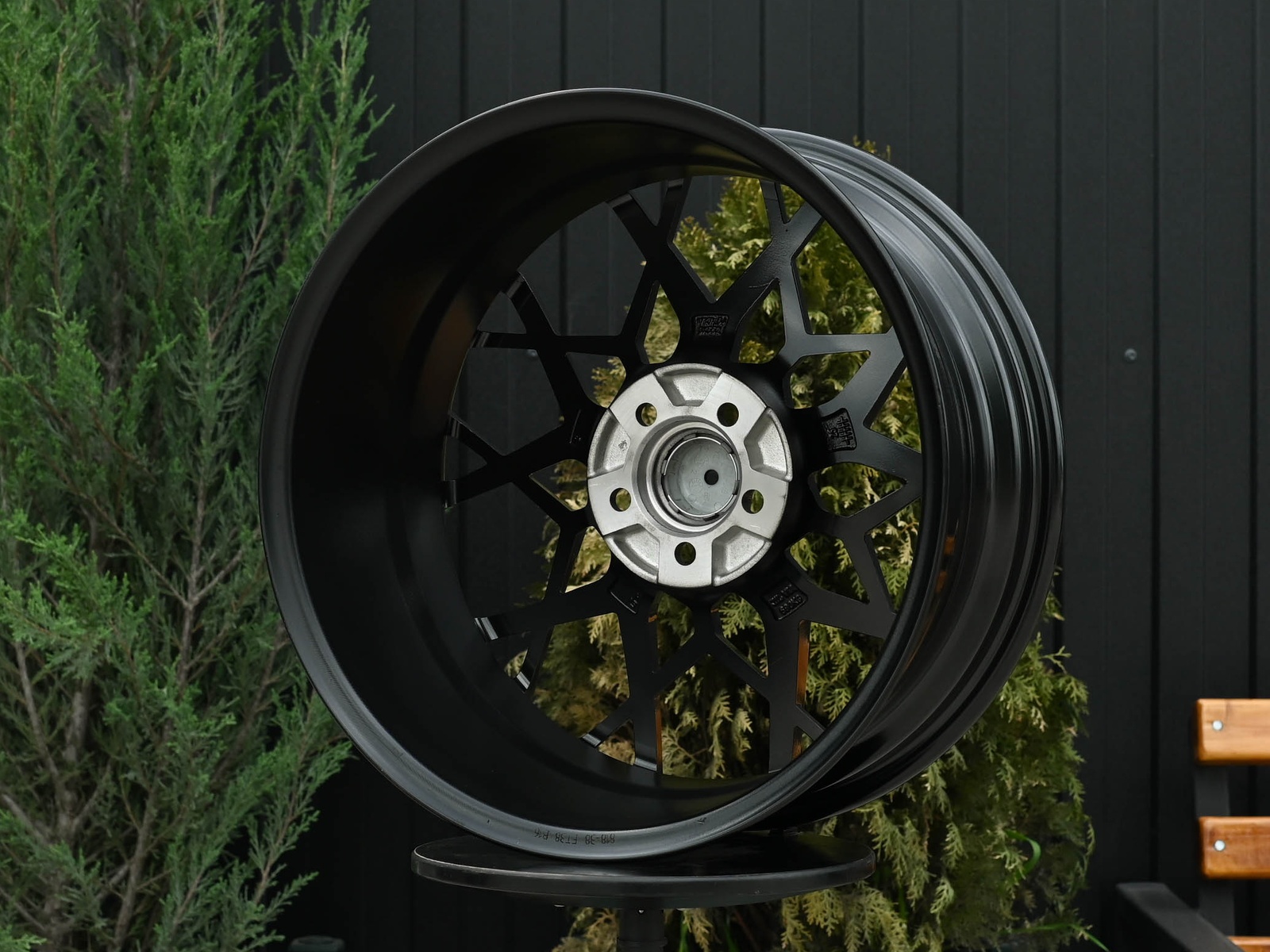R17 HRE FF10 Стиль 7.5J ET38 5*100 Темный хром