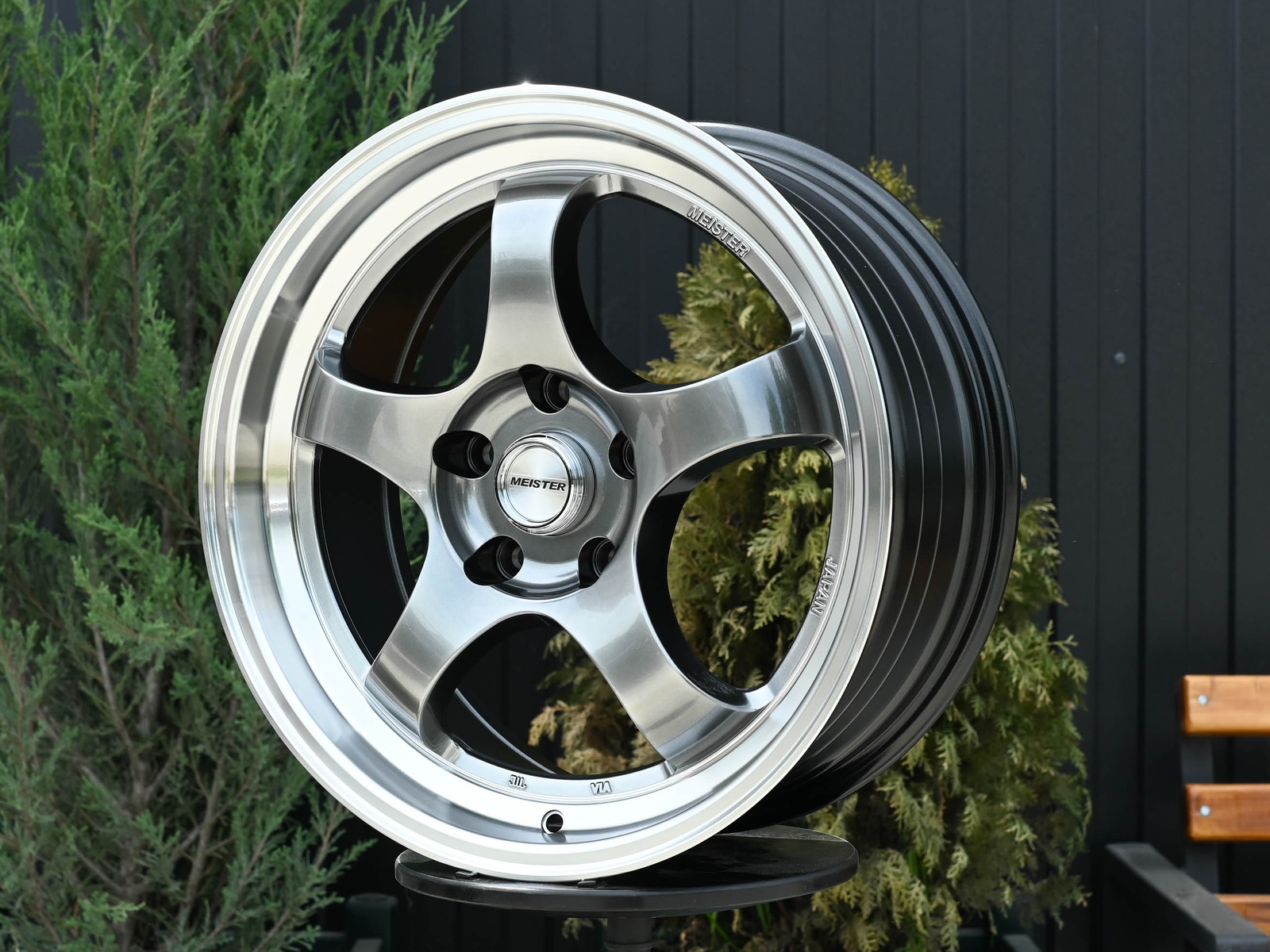 R17 Taigiro Meister 7.5J ET38 5*100 Темный хром