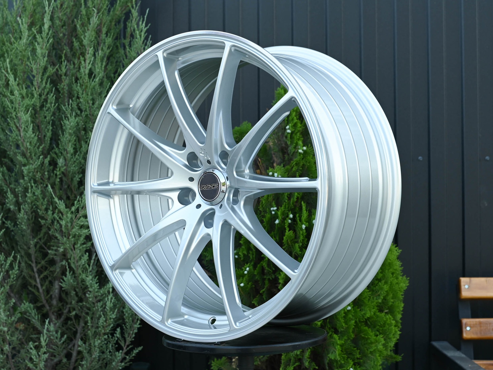 R17 Rays G25 Стиль 7.5J ET40 5*114.3 Серебро