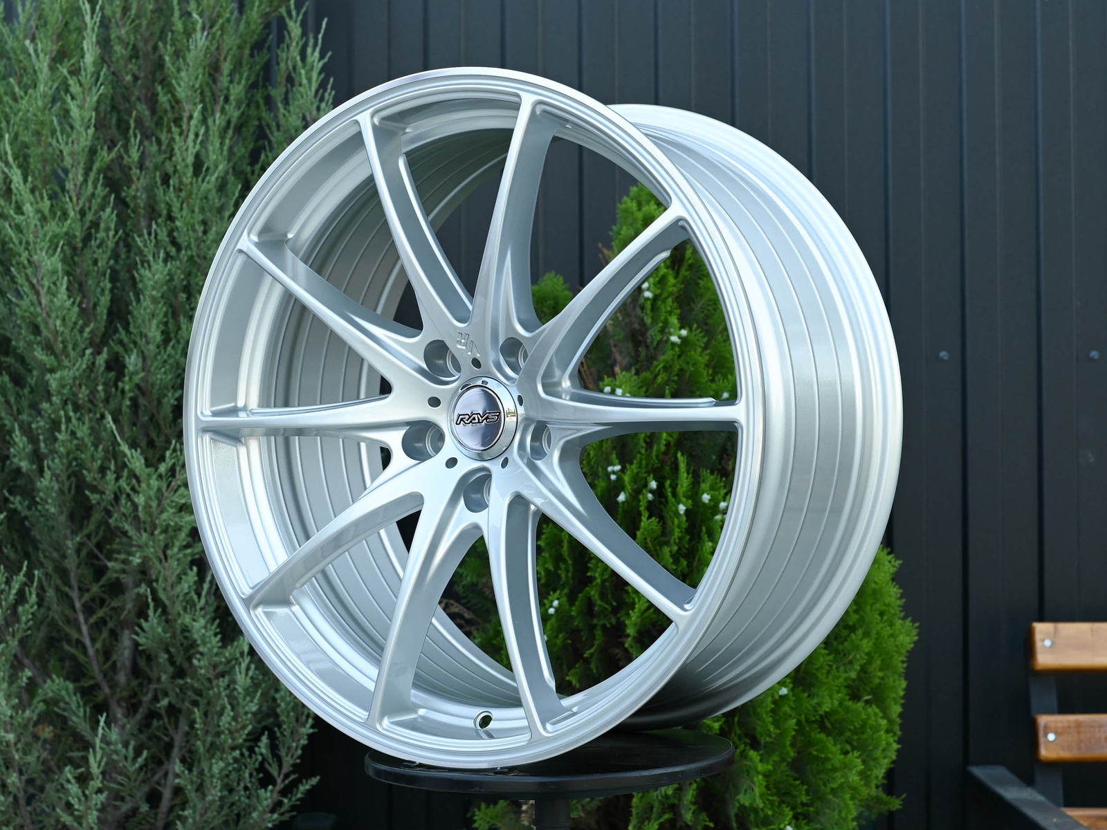 R17 Rays G25 Стиль 7.5J ET40 5*114.3 Серебро