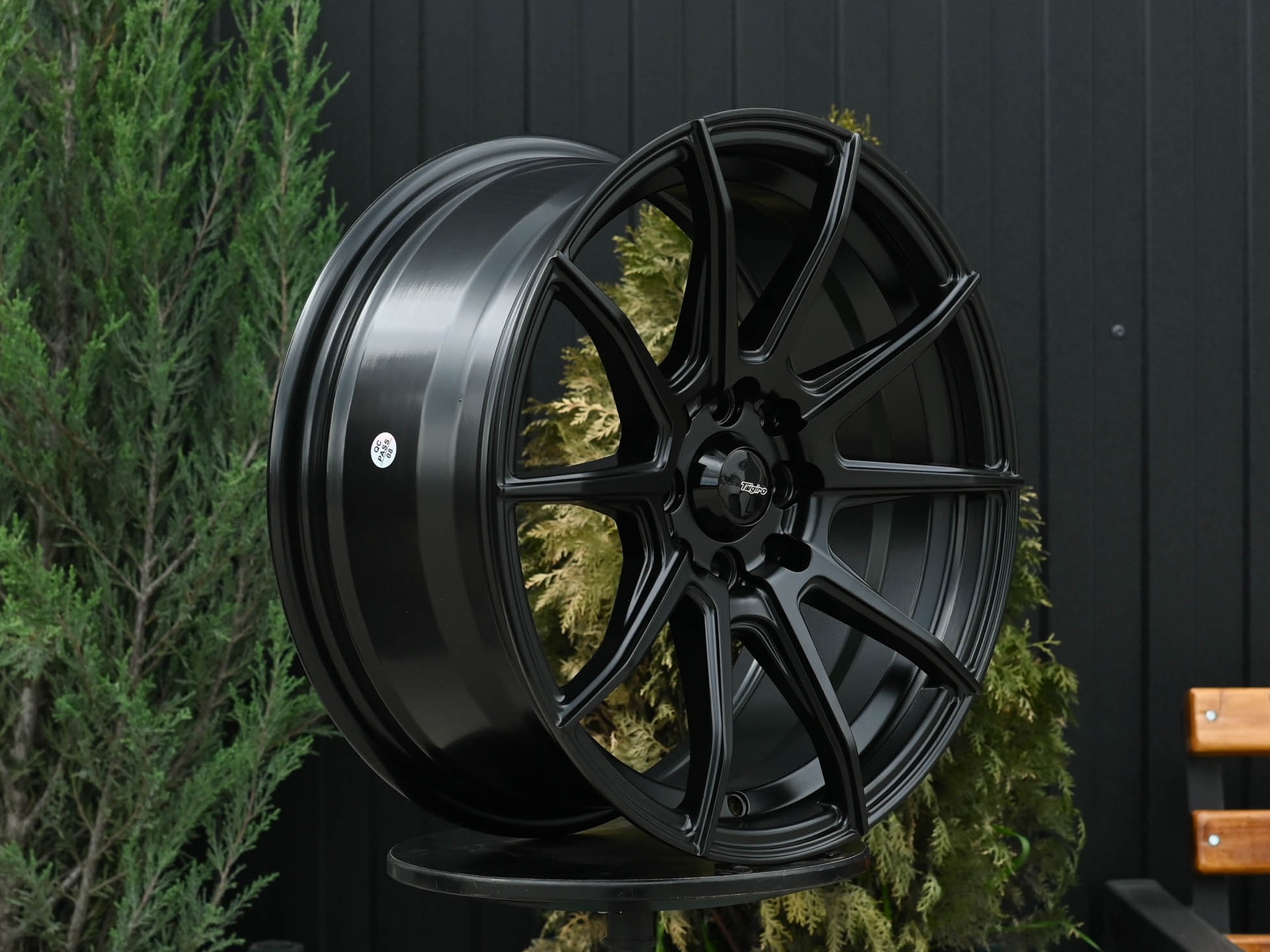 R17 Taigiro Spider 7.5J ET35 4*100/114.3 Черный