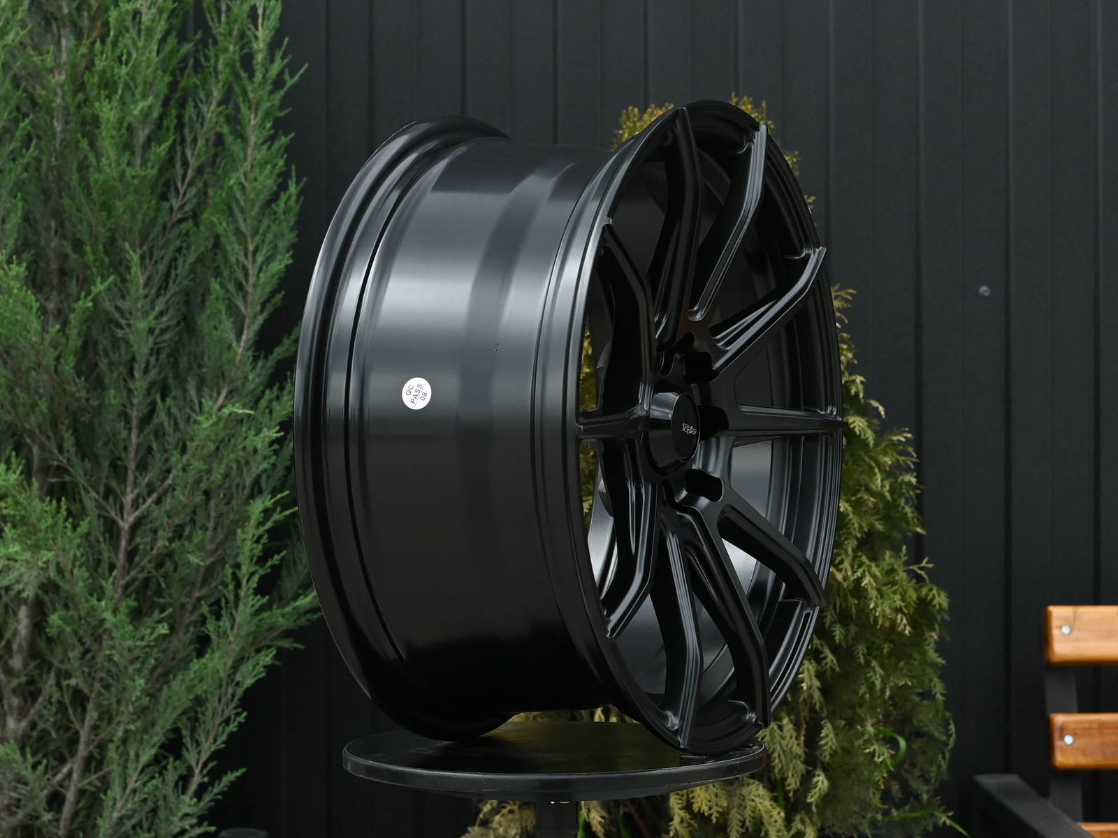 R17 Taigiro Spider 7.5J ET35 4*100/114.3 Черный