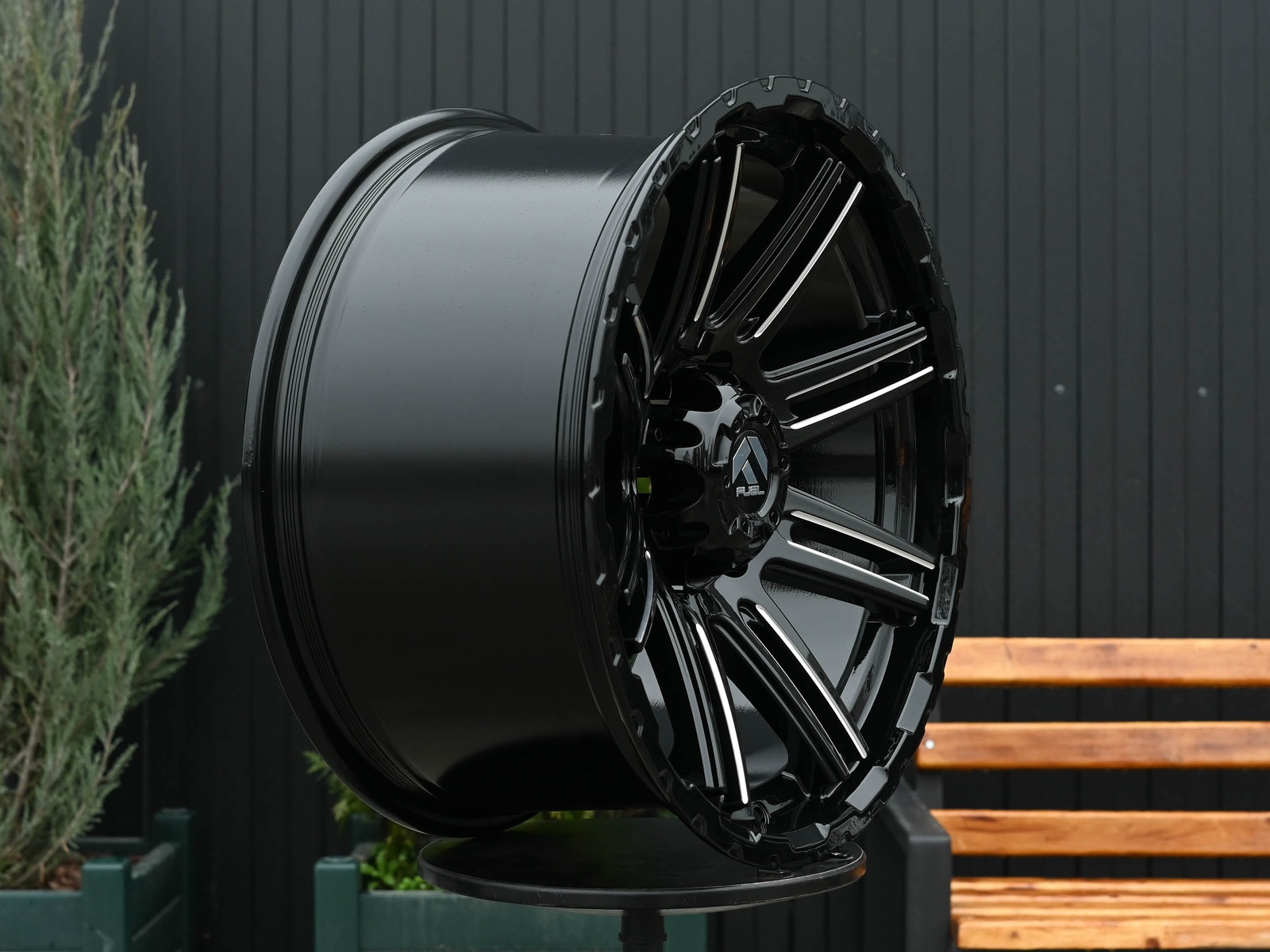 R18 Fuel FBX 5258 Стиль 9.0J ET-12 6*139.7 Черный ФЗ