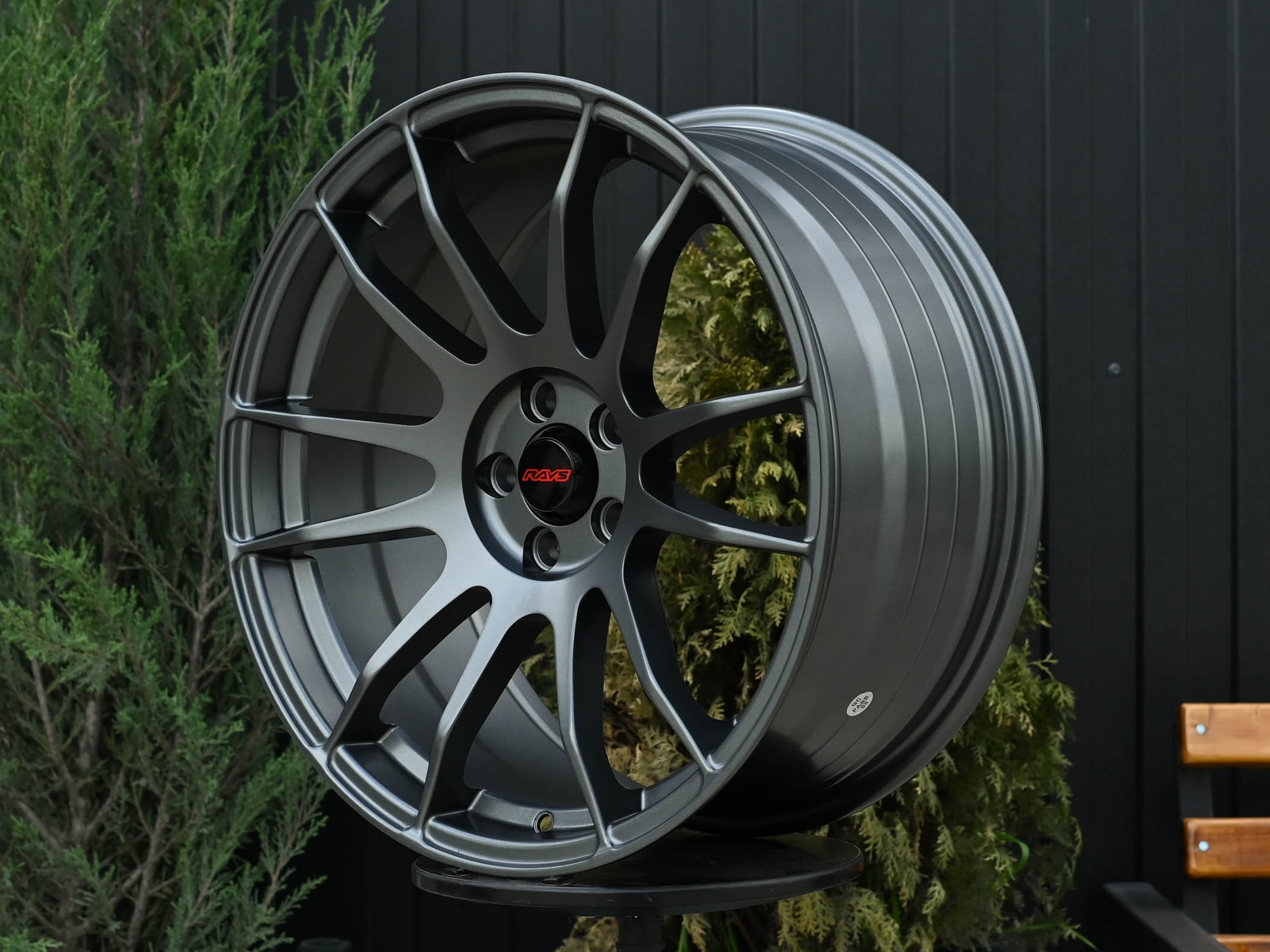 R18 Rays Gram 57Xtreme Стиль 8.5J ET35 5*100 Графит