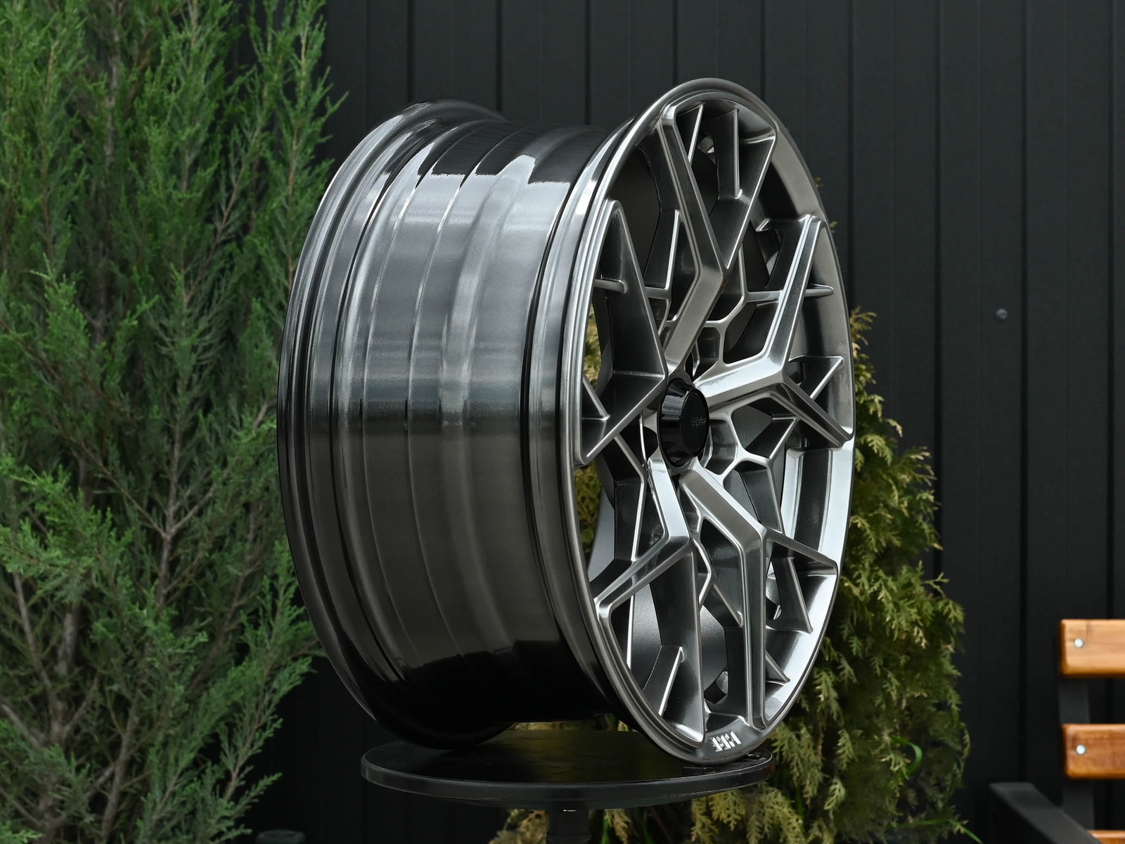 R17 HRE FF10 Стиль 7.5J ET38 5*114.3 Темный хром